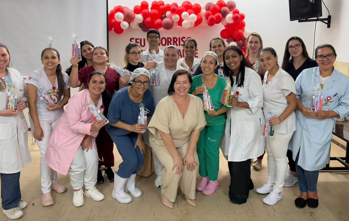 Hospital Nossa Senhora do Carmo promove palestra sobre saúde bucal e reforça importância da prevenção.