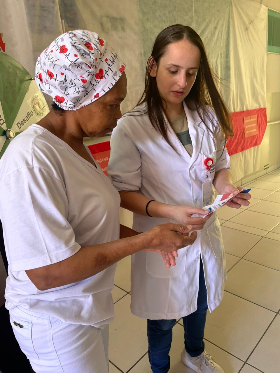 HNSC realiza campanha do Uso Racional de Medicamentos